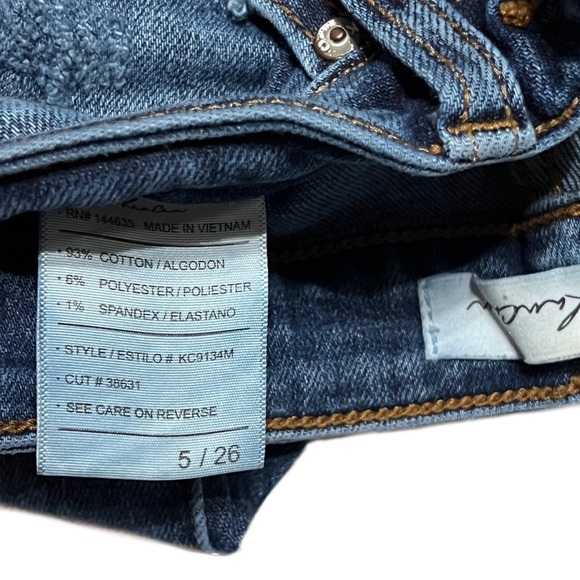 KanCan Hailey High Rise Distressed Skinny Jeans • 5 / 26 - Picture 10 of 10